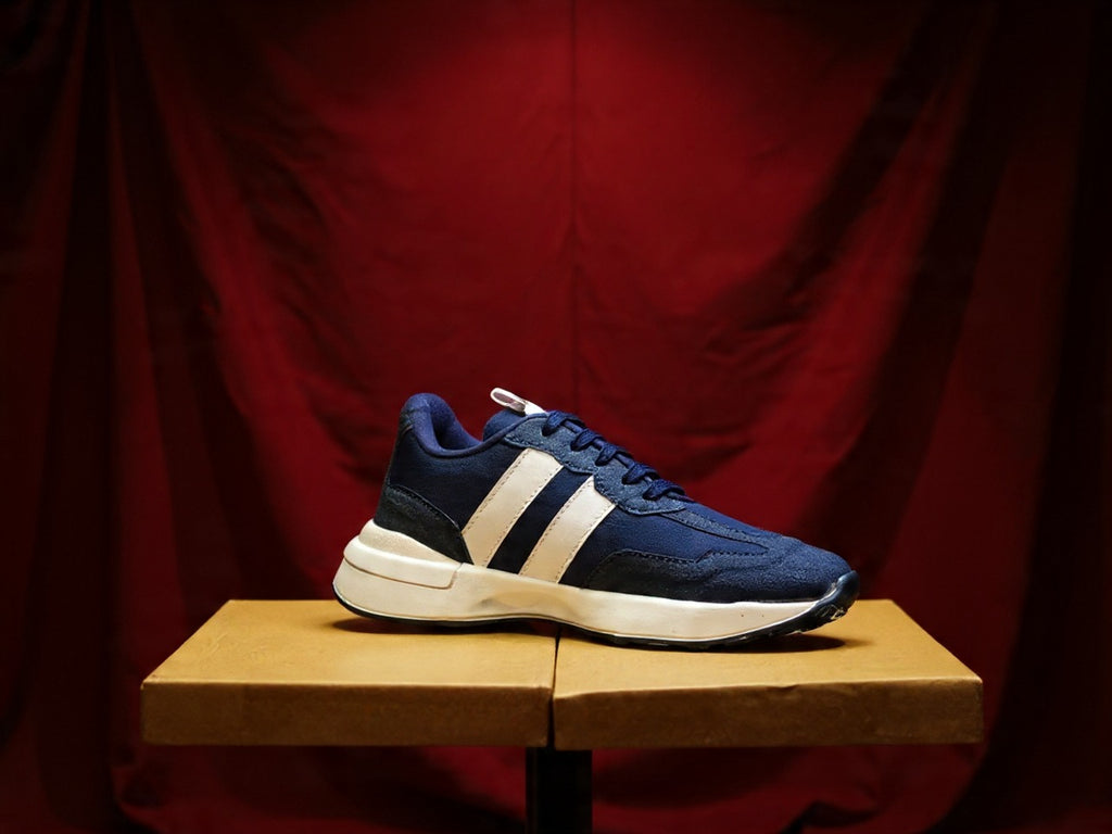 Pakshula Navy White SpeedFlex Sneakers
